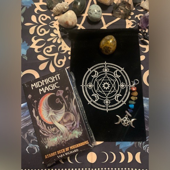Midnight Magic: A Tarot Deck of Mushrooms DELUXE BUNDLE w Tarot NECKLACE & More! - Picture 2 of 15